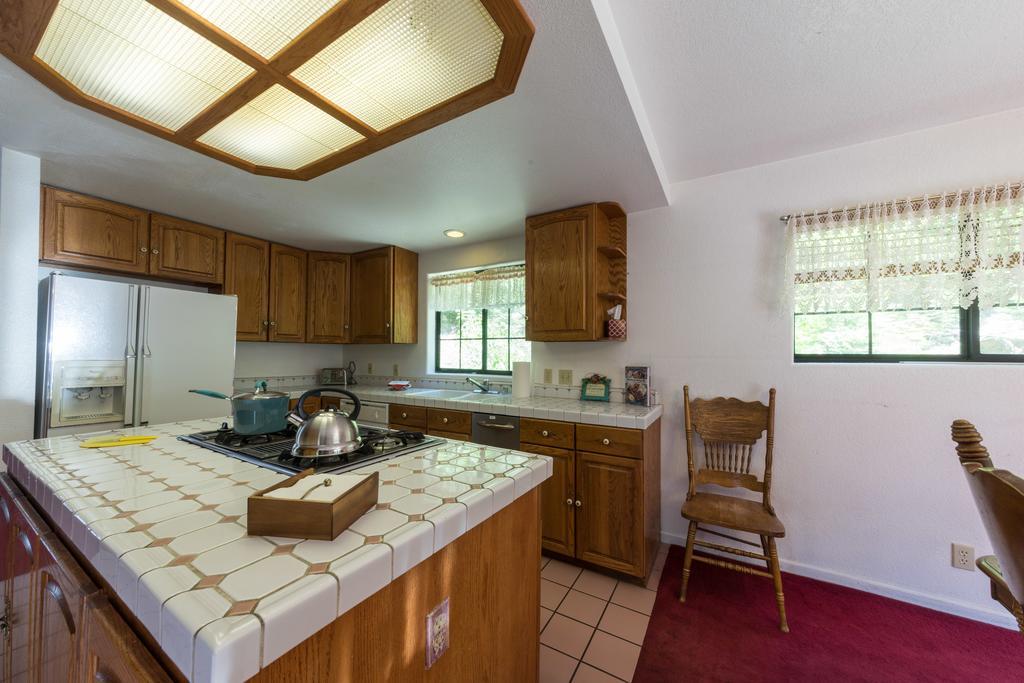 Inside Yosemite Mountain Beauty Villa โยเซมิตีเวสต์ ห้อง รูปภาพ